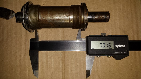 Lengte van de bus 70 mm