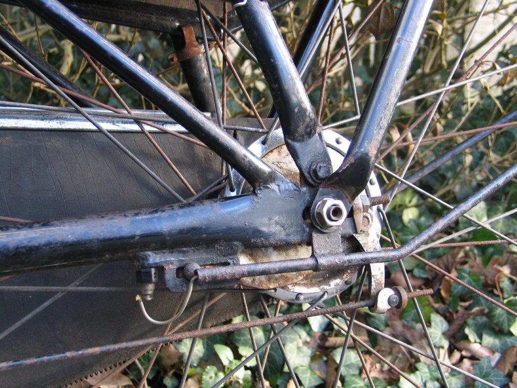 Juncker 1957 017.jpg