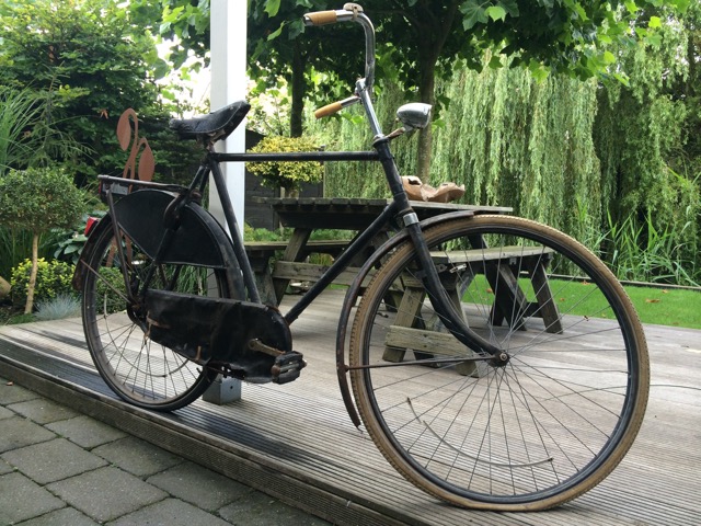Fiets in oude staat 1