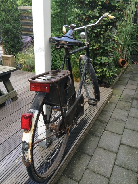 Fiets in oude staat 3