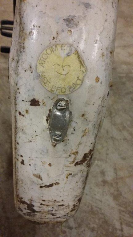 verf van plaatje weggenomen, maar geen merk