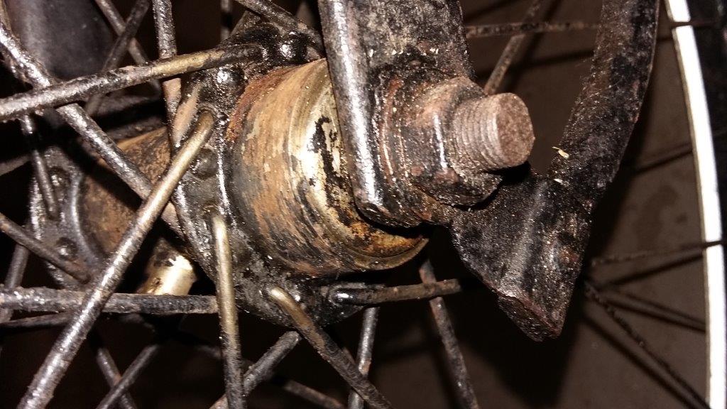 detail spatbordstangen voorste spabord