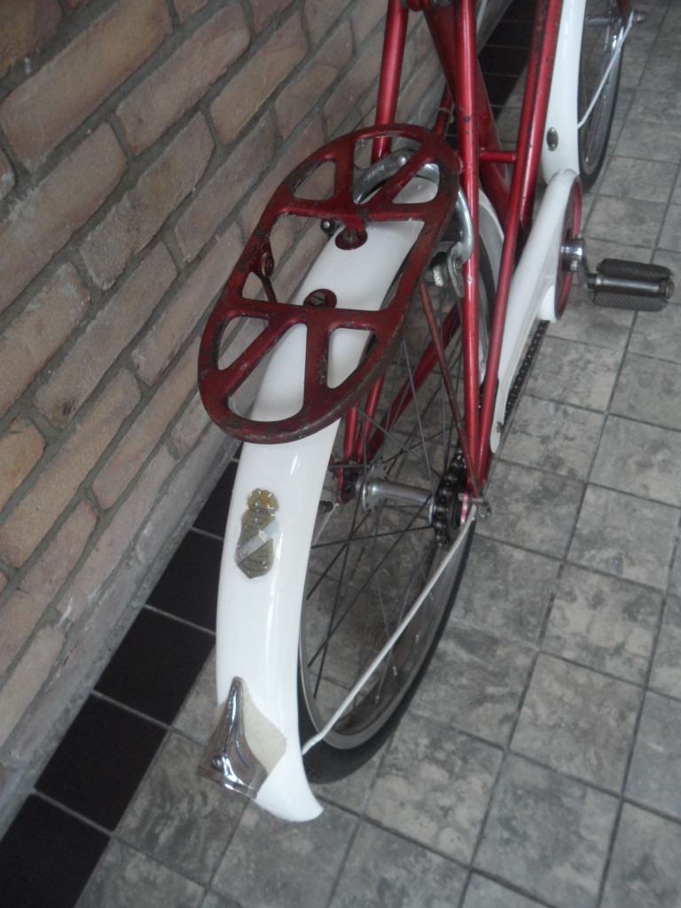 kinderfiets rekje.JPG