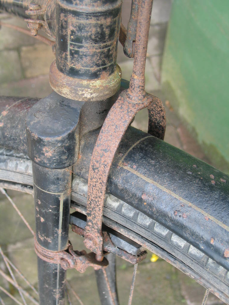 Gazelle voorscherm ca 1914 tot 1938.JPG