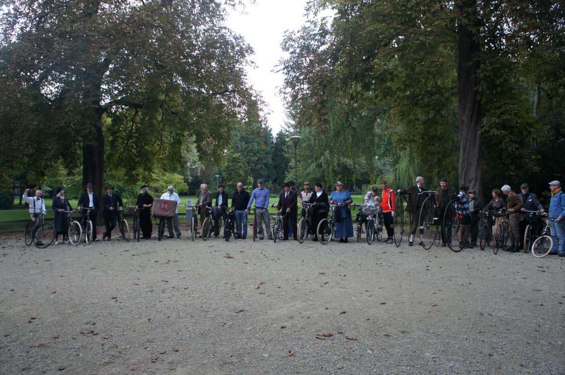 200 jaar fiets Tilburg - kopie (Medium).JPG