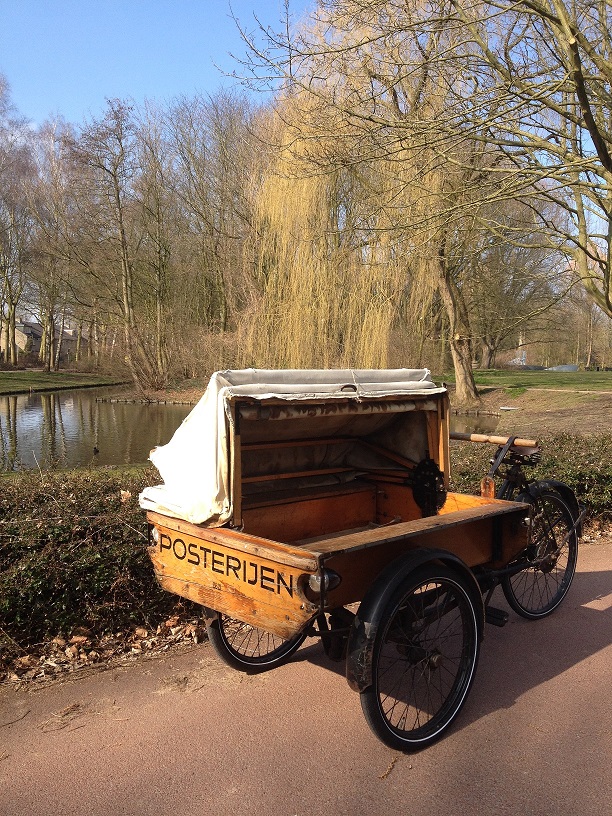Unieke posterijen bakfiets