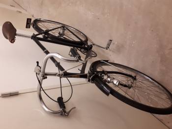 Humber met duplex voorvork uit 1953. ( staat op marktplaats )