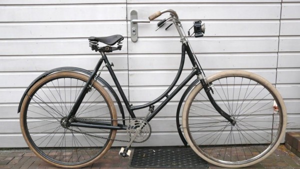 DZ 55 1909.JPG compr..JPG