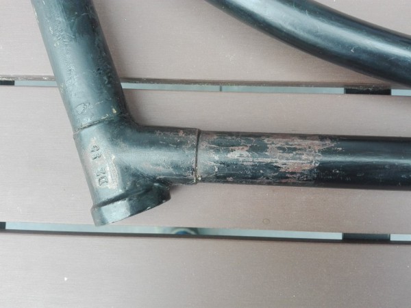 hoekje met afbijt behandeld