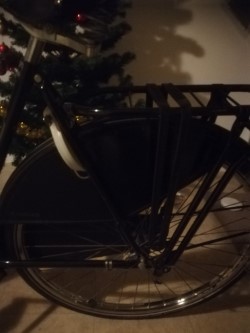 jasbeschermer met metalen oogje er in.