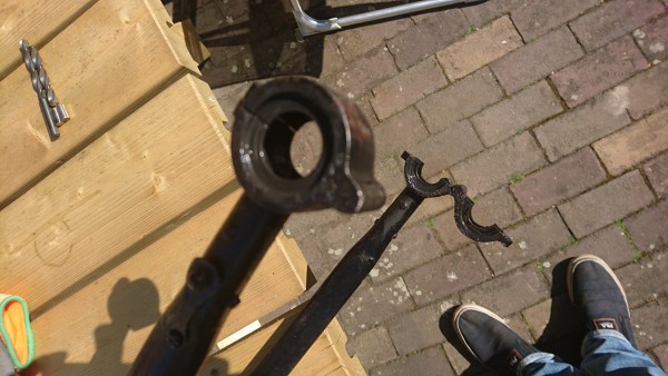 de lagerkap open en dicht