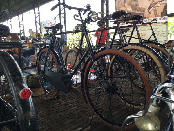 Markt Fongers BB.JPG