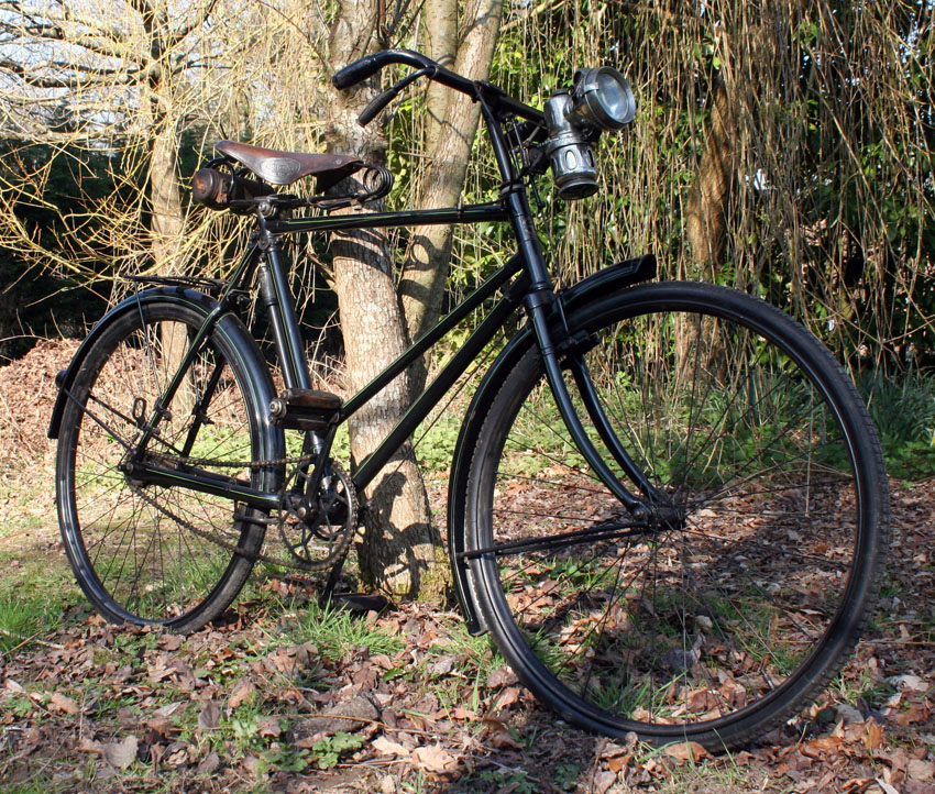 1914_Robin_Hood_girder- zie-Oldbike voor 100 fotos.jpg