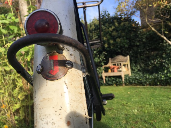 Spatbordplaatje gekregen van Maurice.