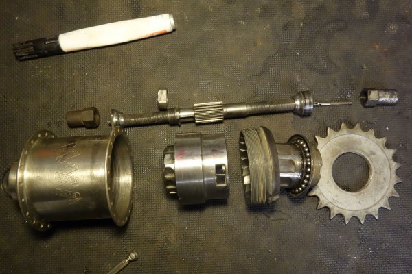 gehele middendeel beweegt met schakelen