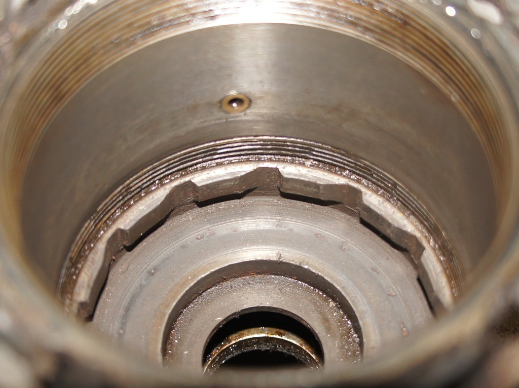 Gazelle naaf reparatie 2.jpg