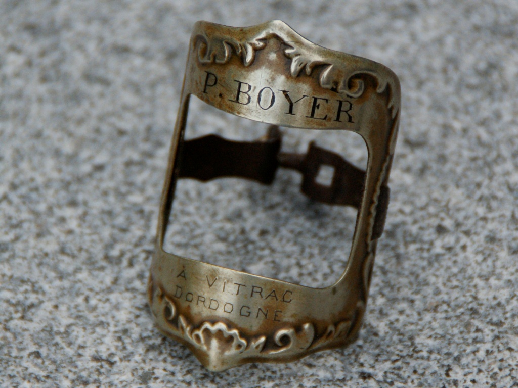 dit plaatje zat om het balhoofd van mijn Peugeot fiets