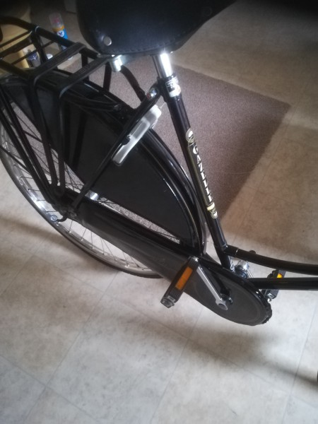 nieuwe staat van het crank dopje