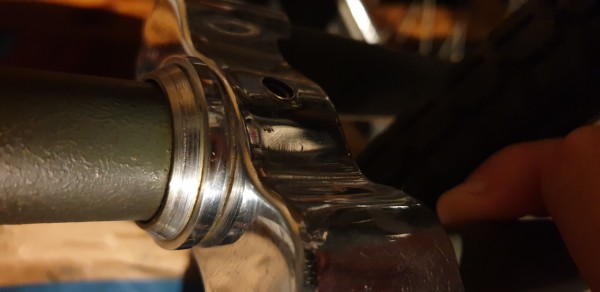 Oude te vervangen vlakke conus