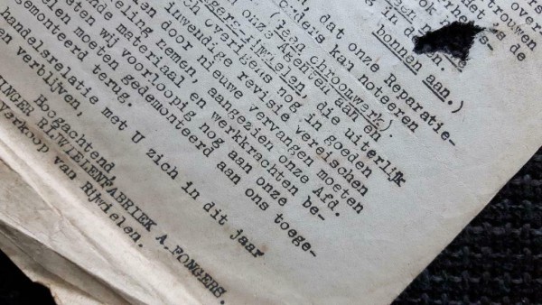 Fongers schrijven uit 47 over het jaar 48