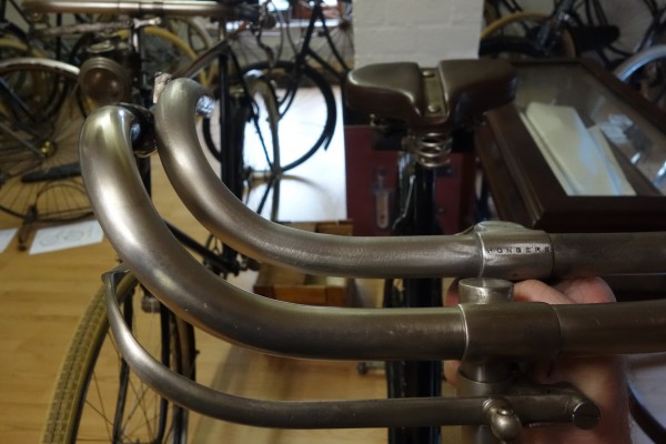 Vergelijking met m`n 1903 stuur