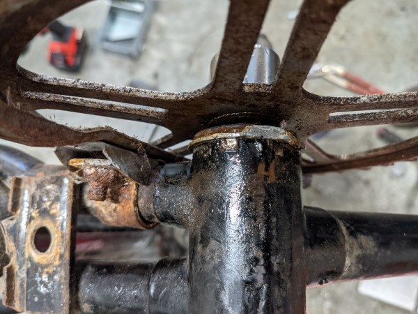 Dads Bike Lower Bearing3.jpg