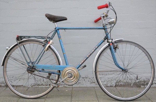 dsc_0115_max_w800_a5f26f603ce65bef16d044f3f923a098a786a7cb RIH Fongers 1967.jpg