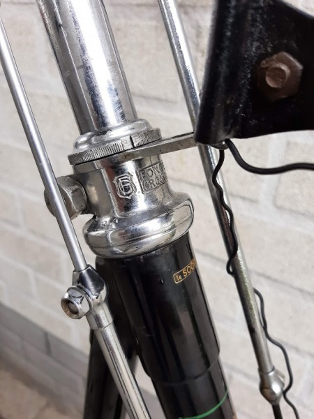 DZ60 balhoofdstrop.jpg