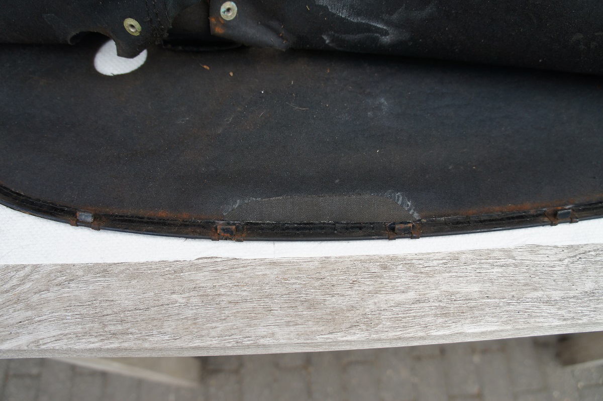 1959 Sport A kettingkast reparatie 03.jpg