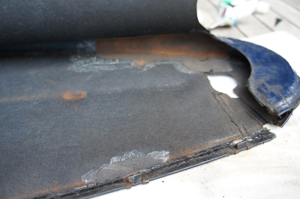 1959 Sport A kettingkast reparatie 04.jpg