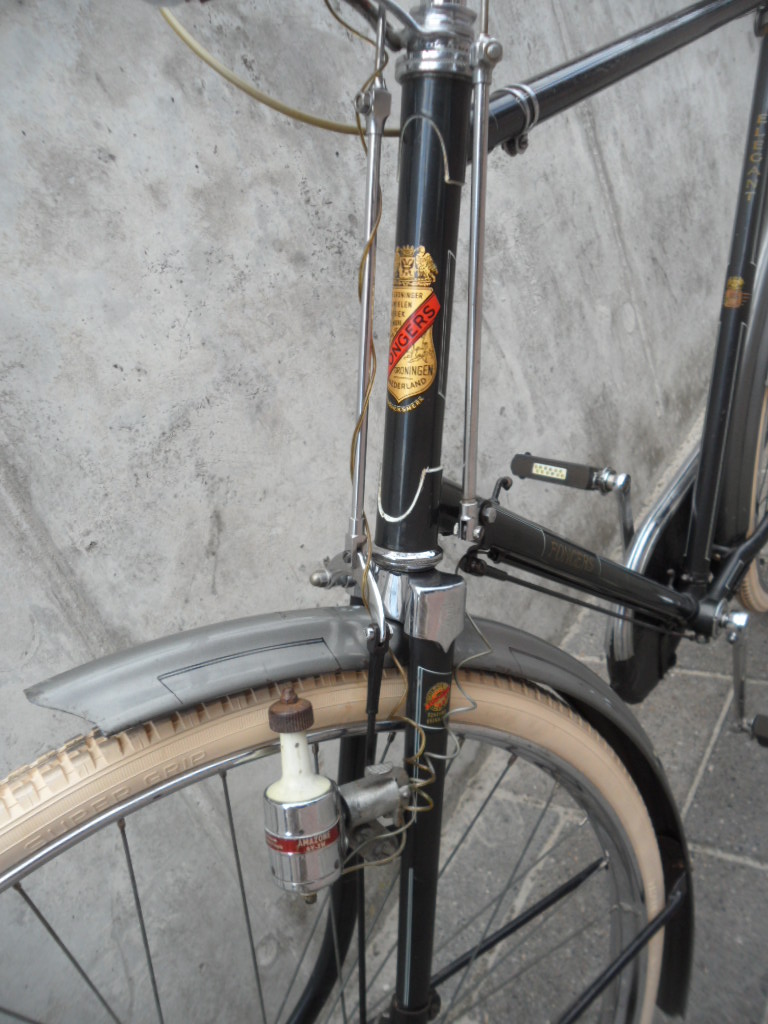 Elegant balhoofd links.JPG