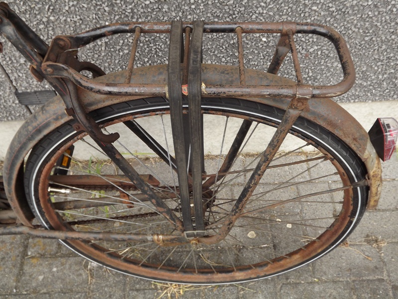 Raleigh bicycle (8).JPG