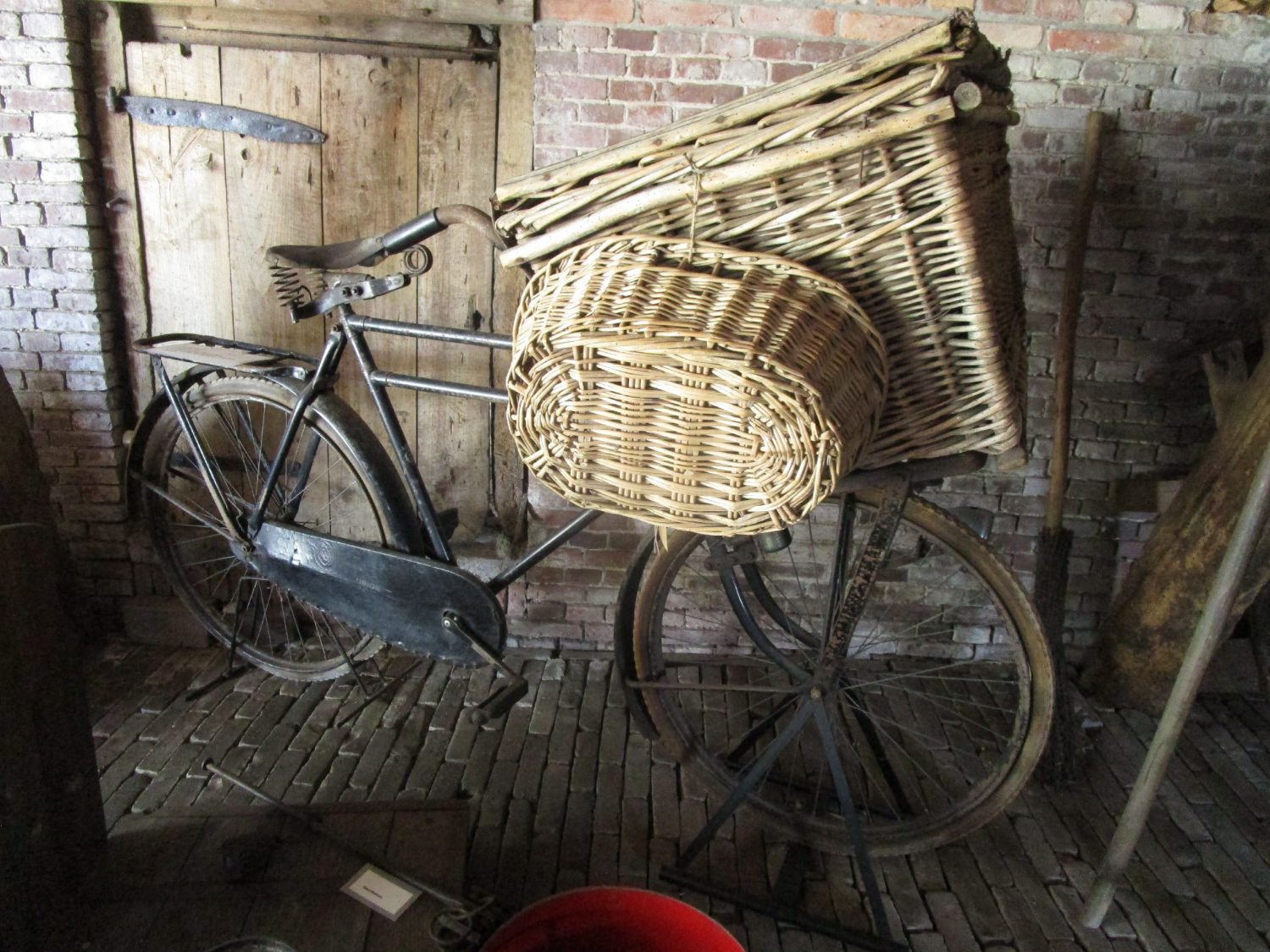 Hofmanstraat 2, Union transportfiets 1949 Bakker Jansen, S.jpg