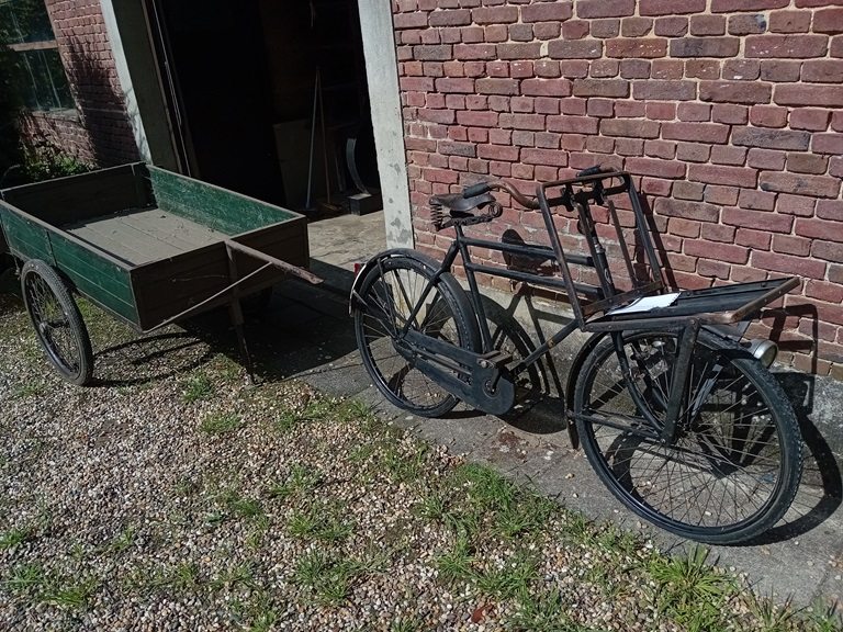 Germaan met kar 1.jpg