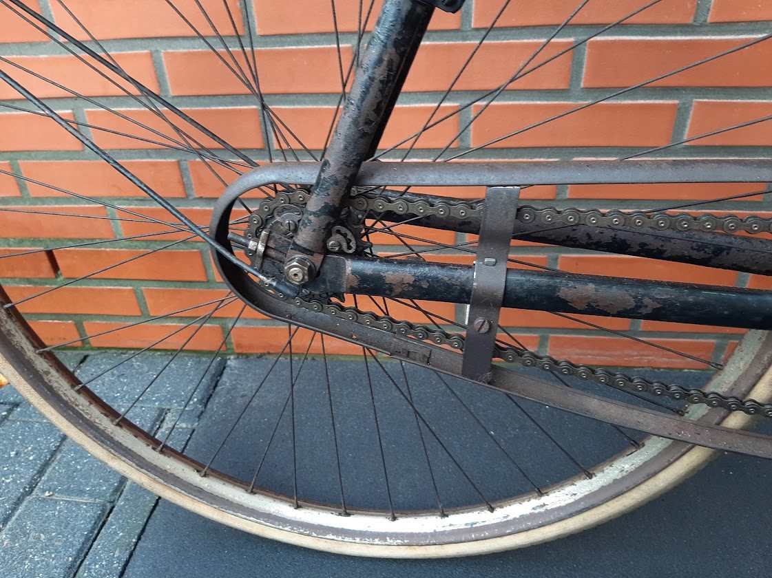 DZ60 as found achtertrein.jpg