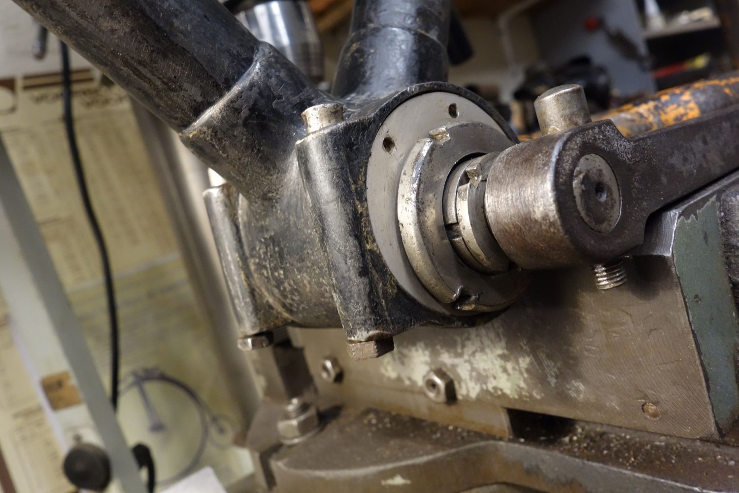 bracket links nieuw 2.JPG