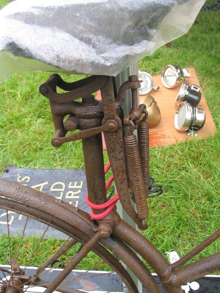 let op de bovenste beugels bij deze Beaulieu vondst foto Maarten Bokslag