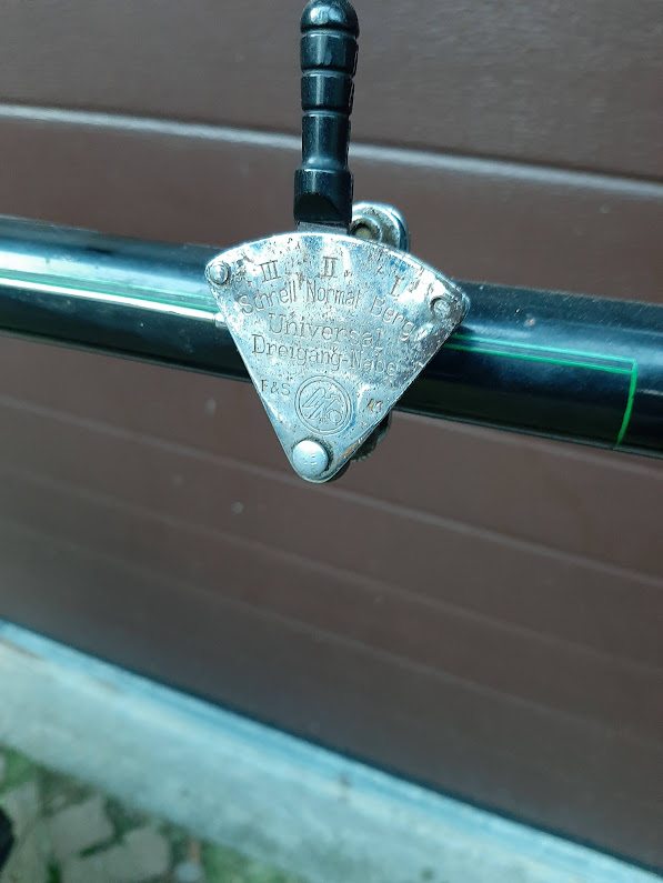 BB 1946 stangversteller F&S.jpg