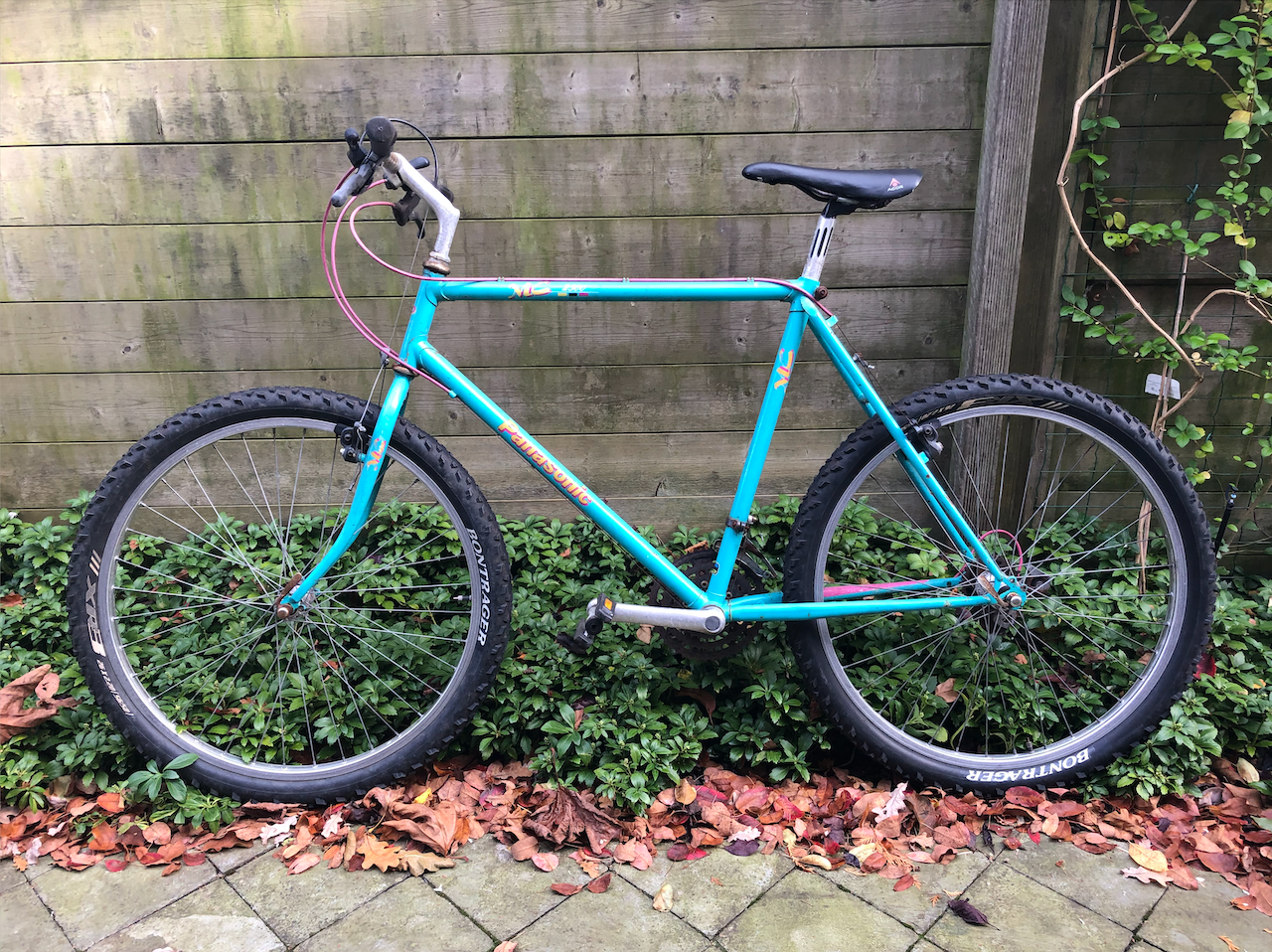 1989 panasonic MC 2500.png