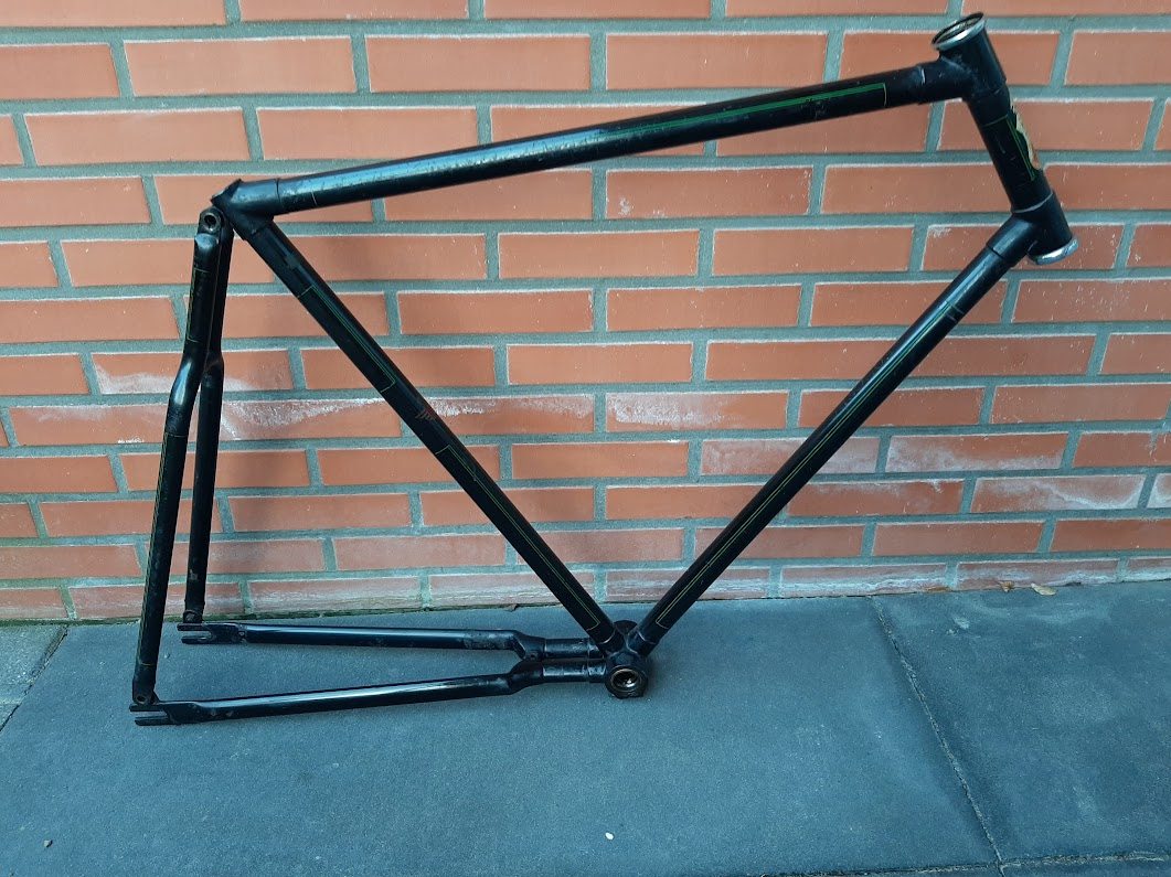 BB60 frame links.jpg
