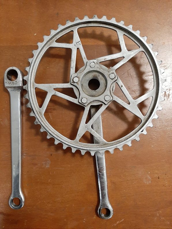 BB60 cranks.jpg