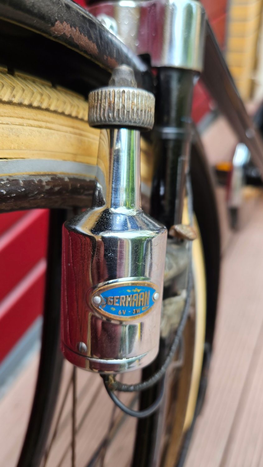 06. Germaan dynamo.jpg
