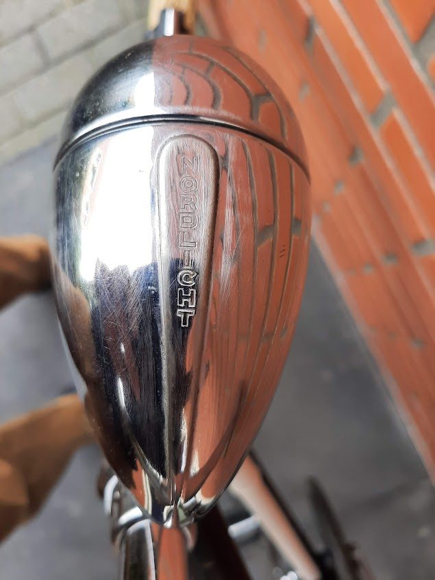 Phoenix 1958 koplamp.jpg