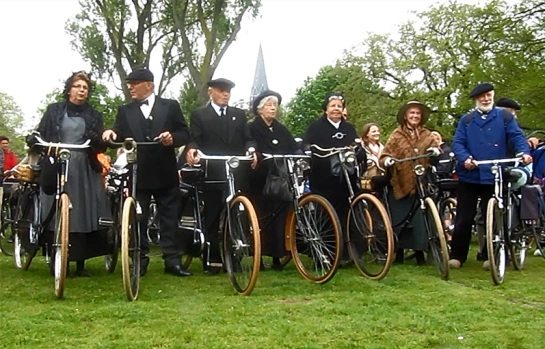 Fietsparade Asd 2013 -4.jpg