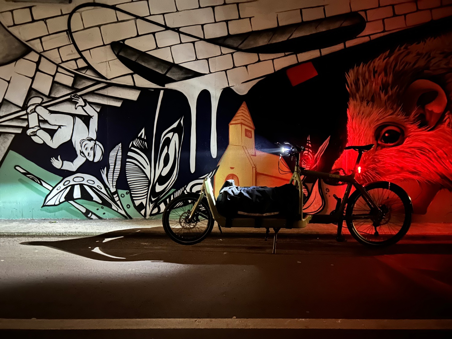 Larry vs Harry Bullitt ‘Lizardking’ 2022