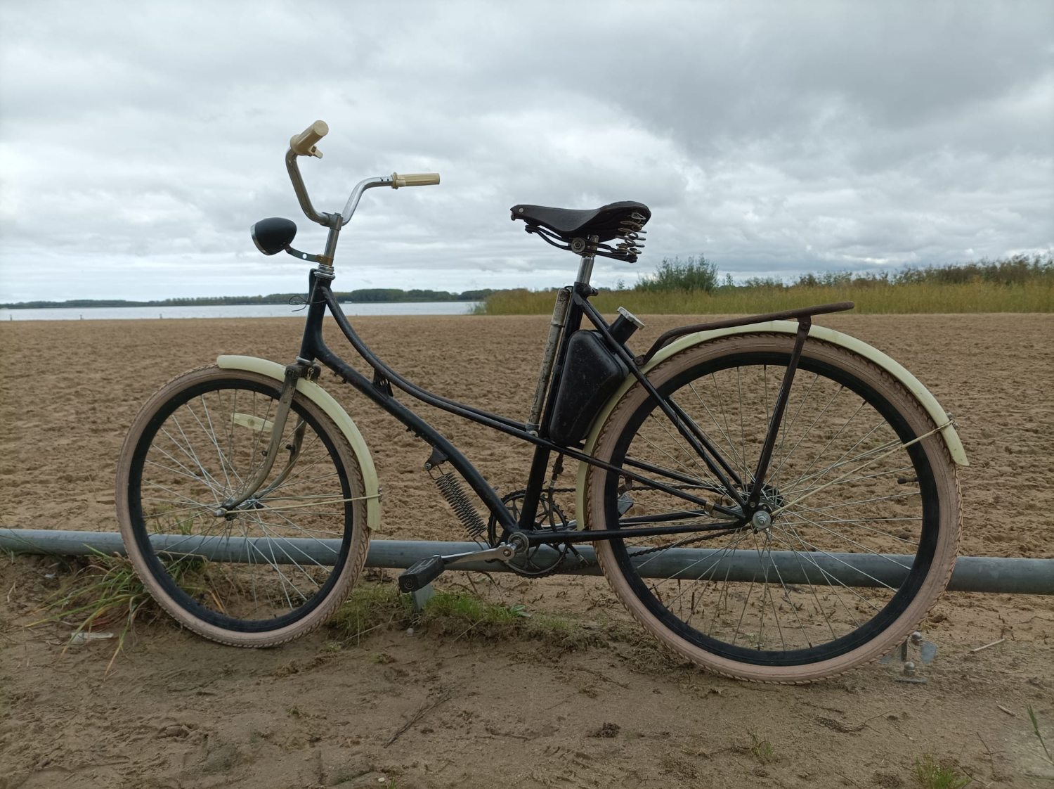 PHOTO-2025-10-13-23-21-22 (2).jpg