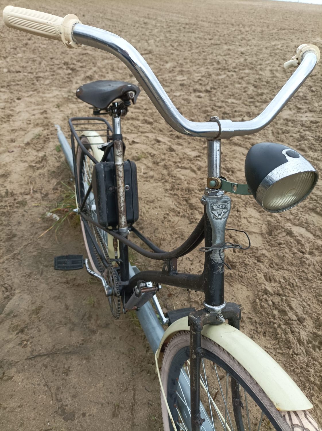 PHOTO-2025-10-13-23-21-20 (1).jpg