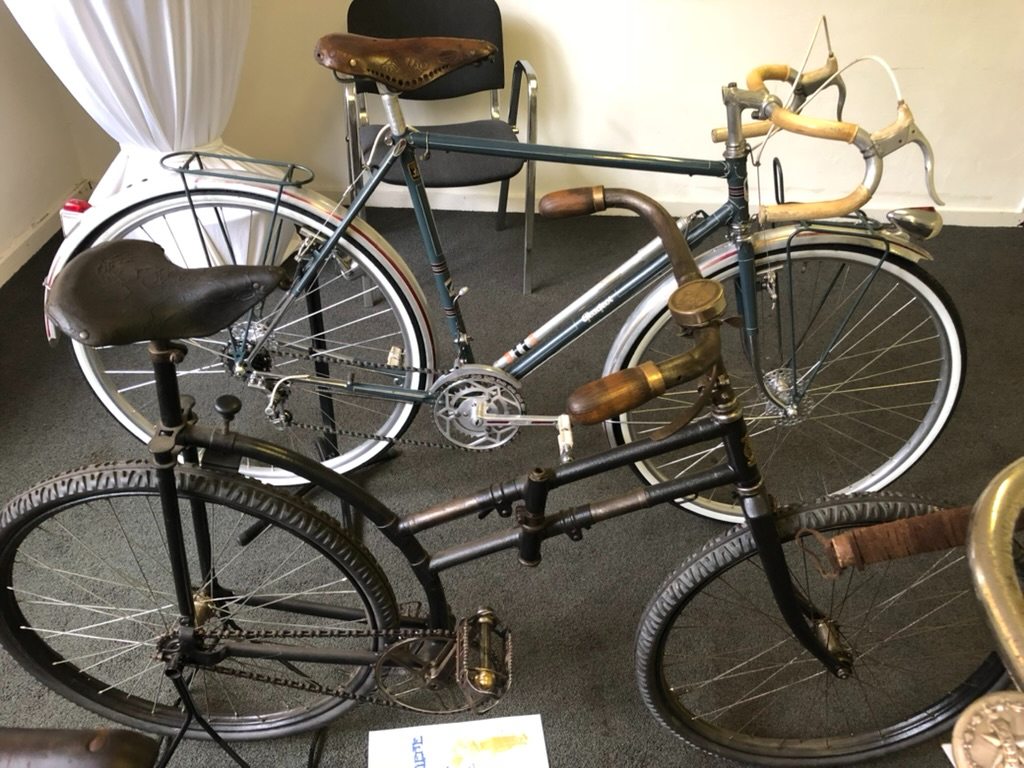 Vianen oude fiets.jpeg