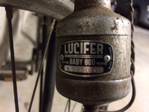 Lucifer Baby 800 vooraanzicht.jpg