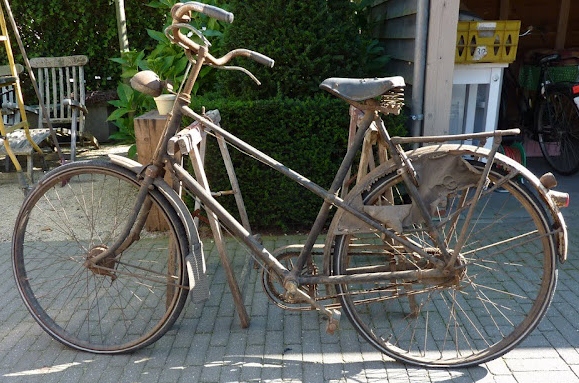 Gazelle 8V 1942_02.jpg